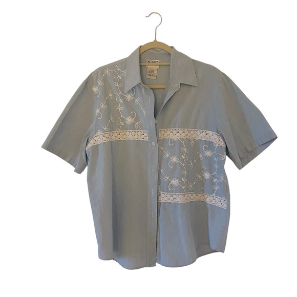 Koret Tops - Vintage Koret City Blues Garden Jean Lace Button Up
